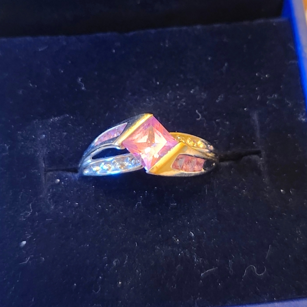 Sapphire ring